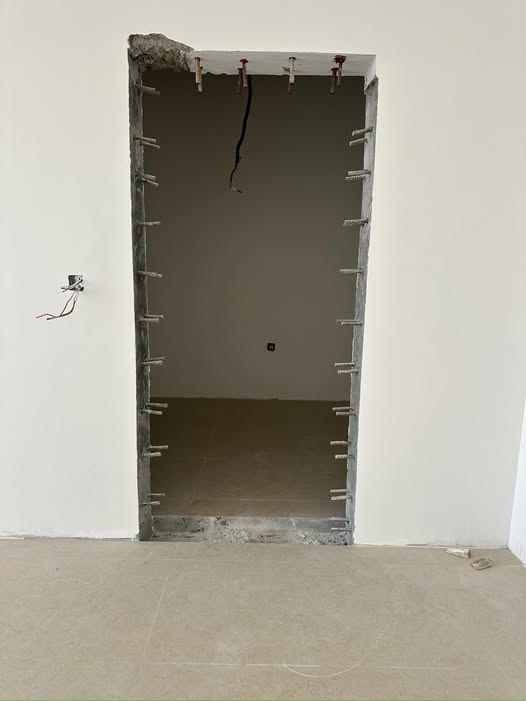 New safety vault Door Inastall just Ready