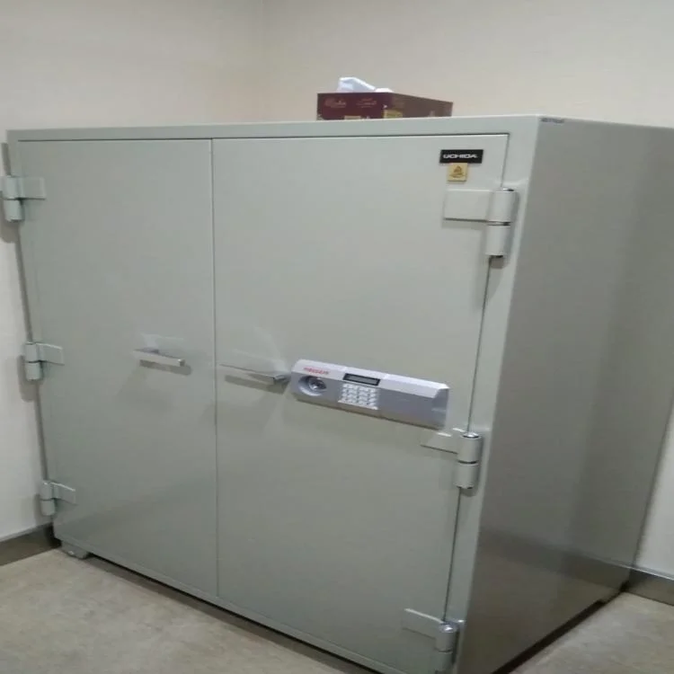 Vault and lock work for banks and corporations