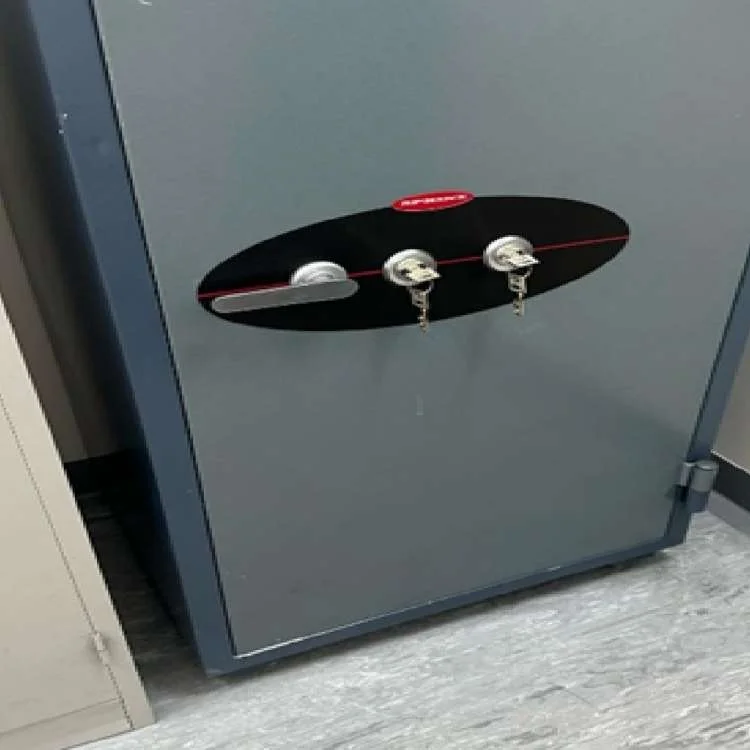 Vault and lock work for banks and corporations